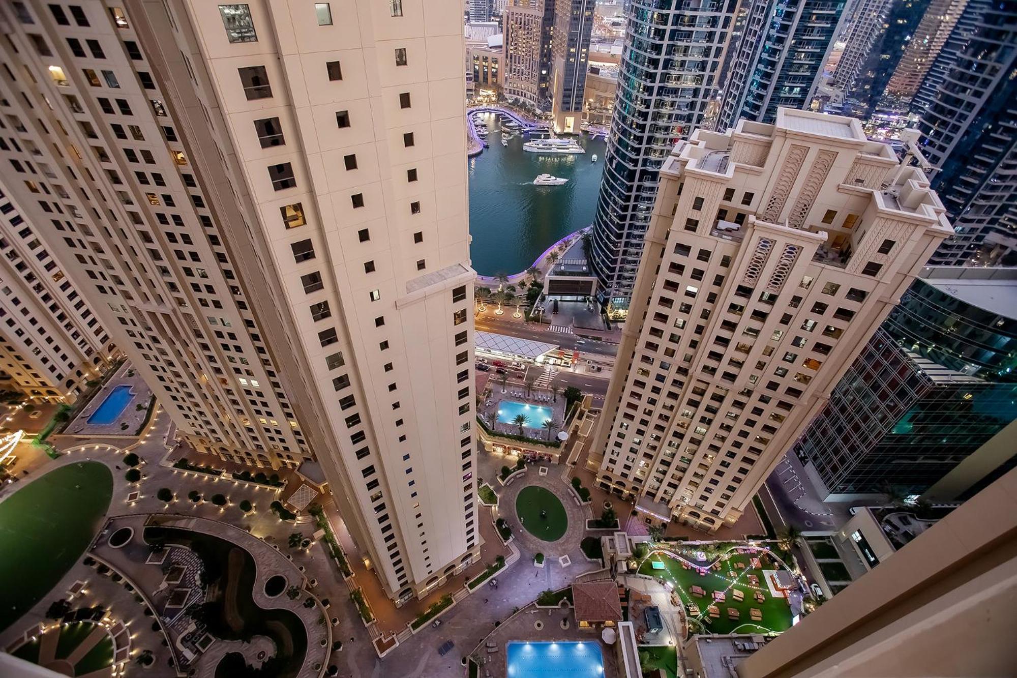 Berloga Capsule Jbr Dubai Exterior foto